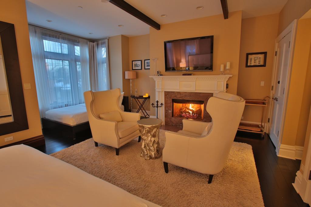 Deluxe Room with King Bed and Double Bed