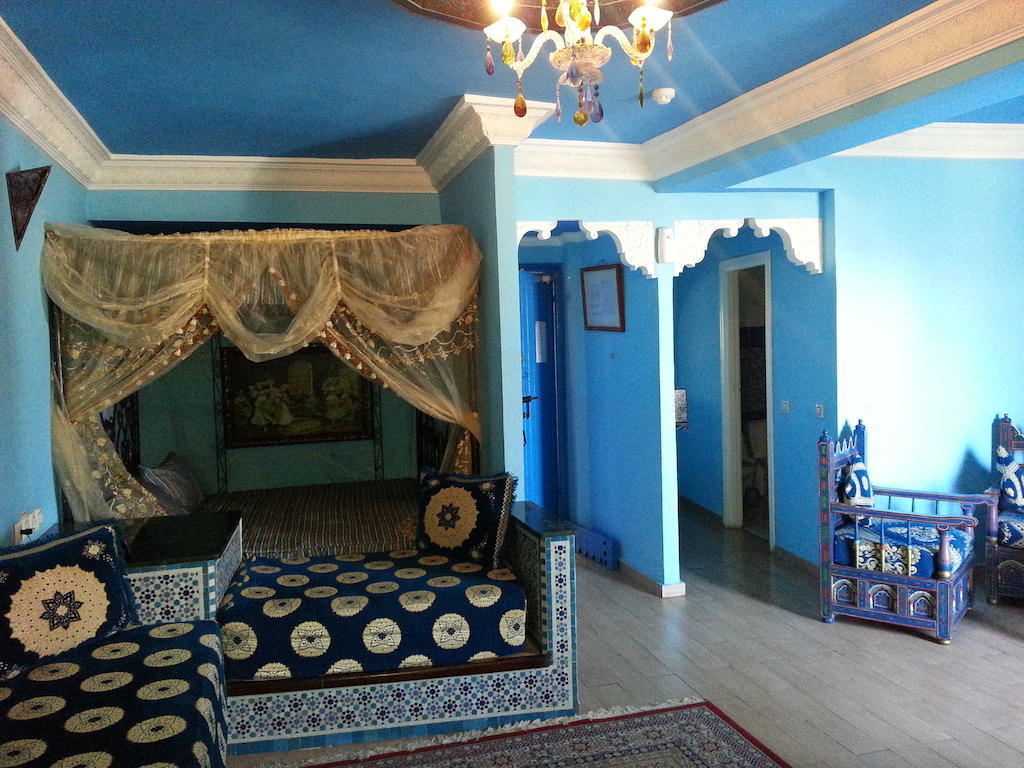 Family Room (2 Adults + 2 Children)