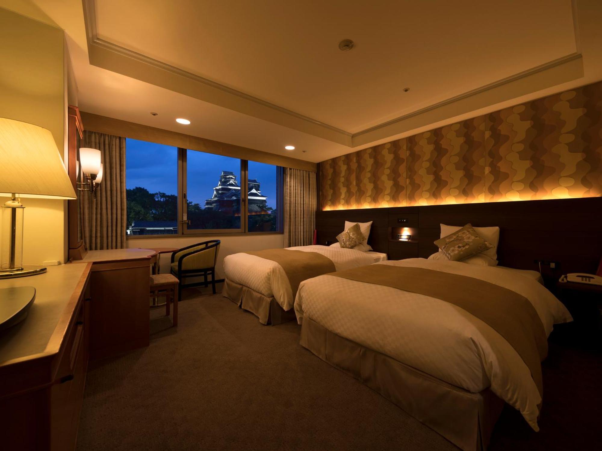 Twin Room with View - Non-Smoking