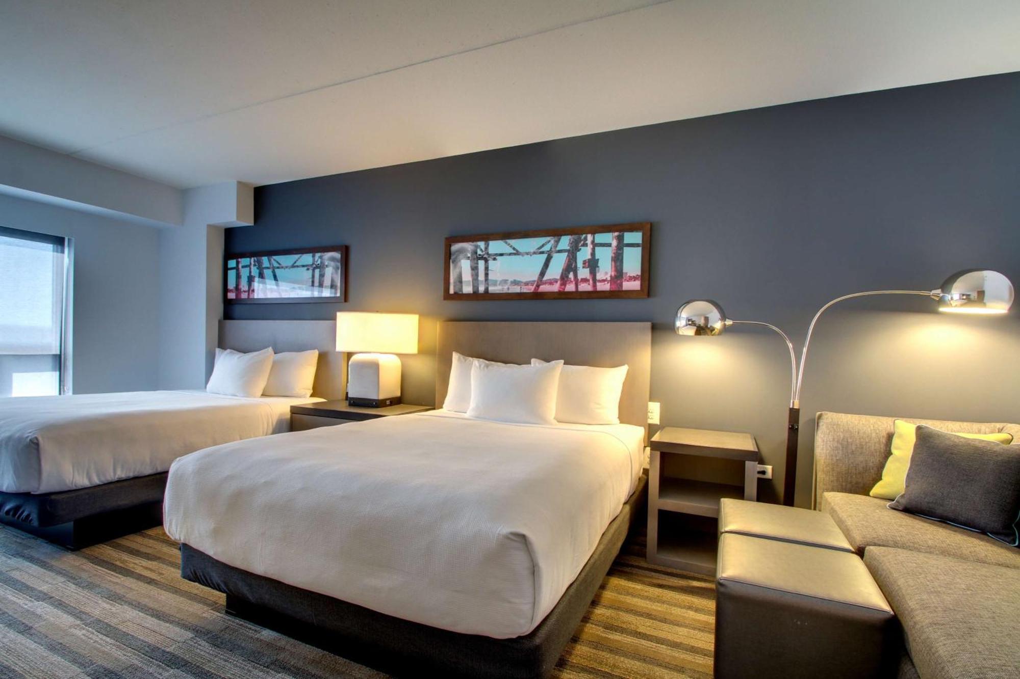 One-Bedroom Suite with Two Queen Beds and Accessible Tub - Disability Access