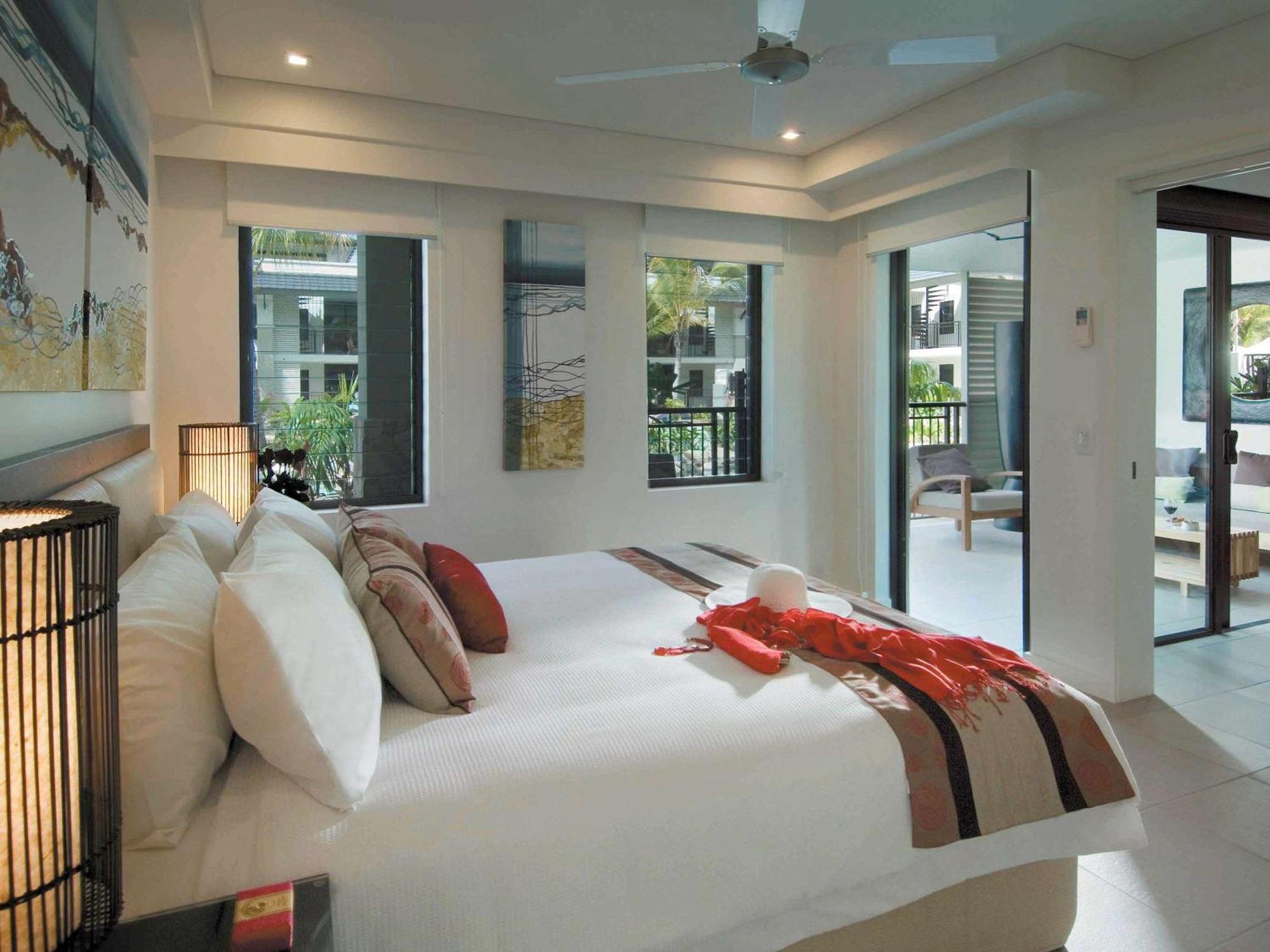 Two-Bedroom Apartment - Penthouse with Pool View
