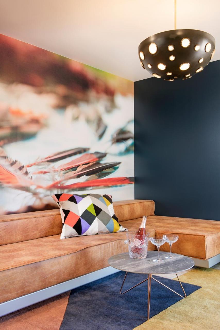 Double Queen Suite,690159327:JPEG