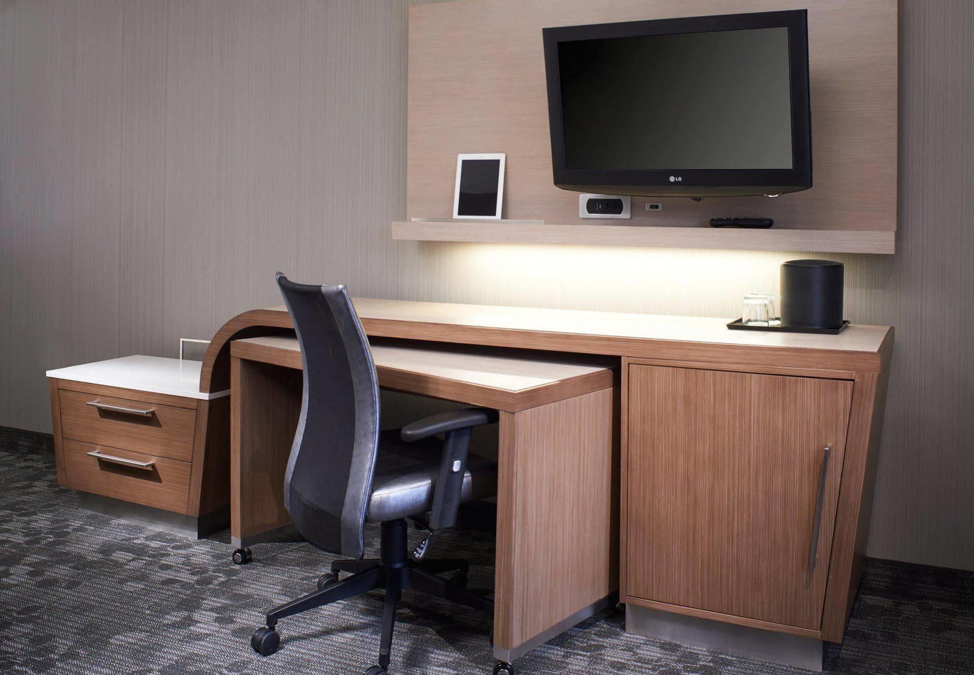 King Room with Sofa Bed,1552195162:JPEG