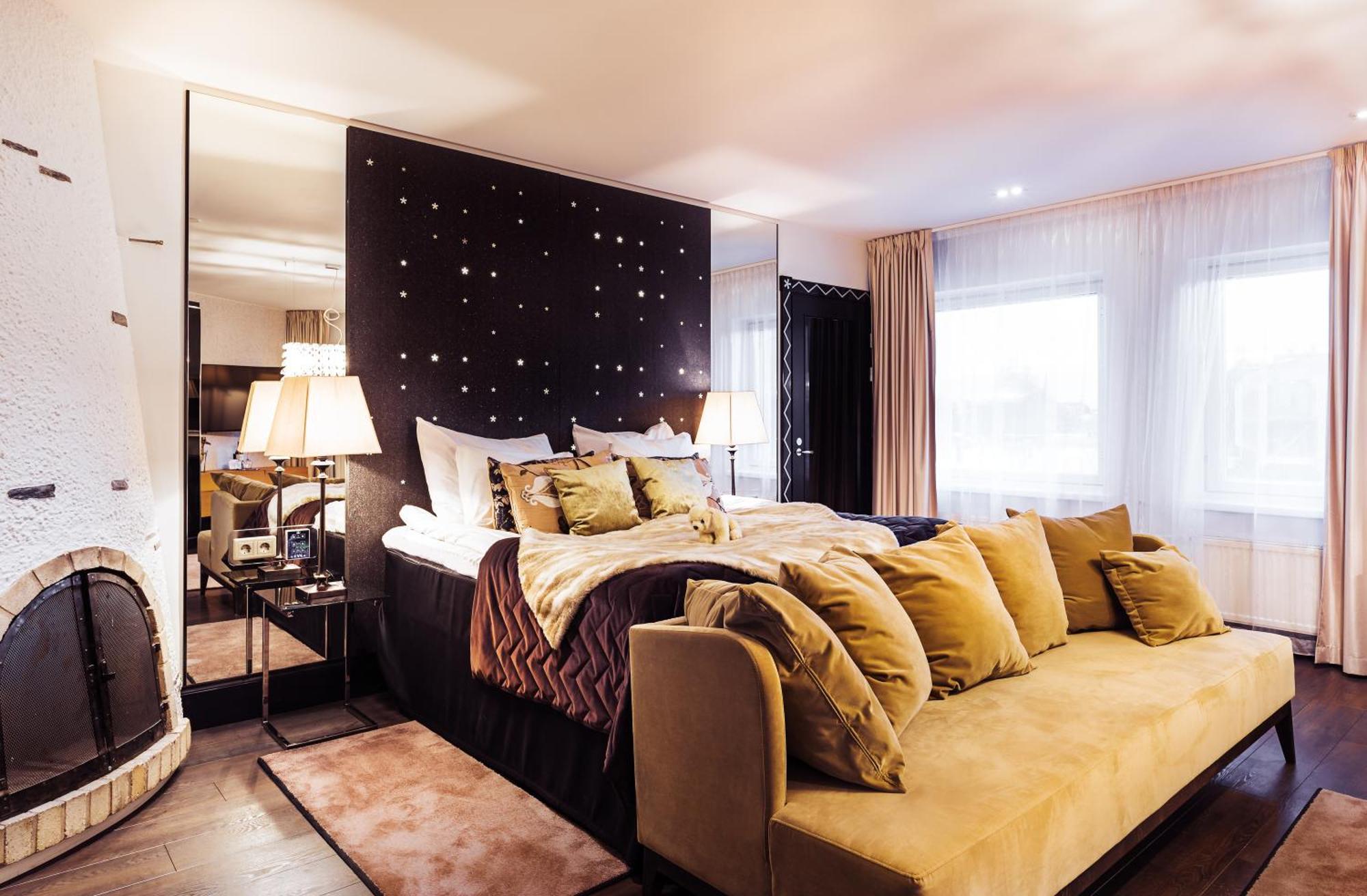 Suite,691475514:JPEG