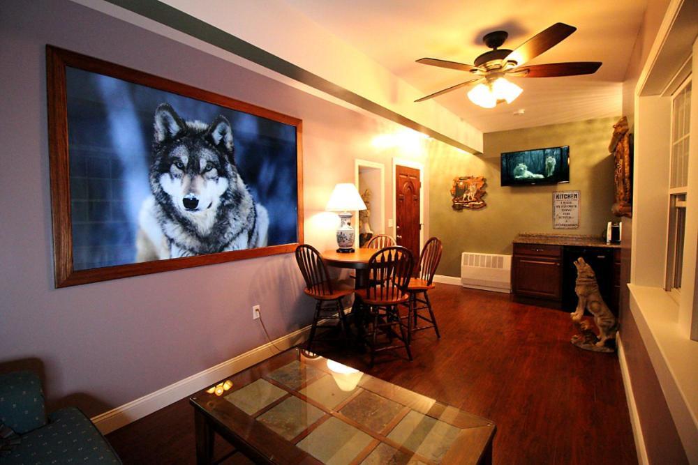 Wolf Den