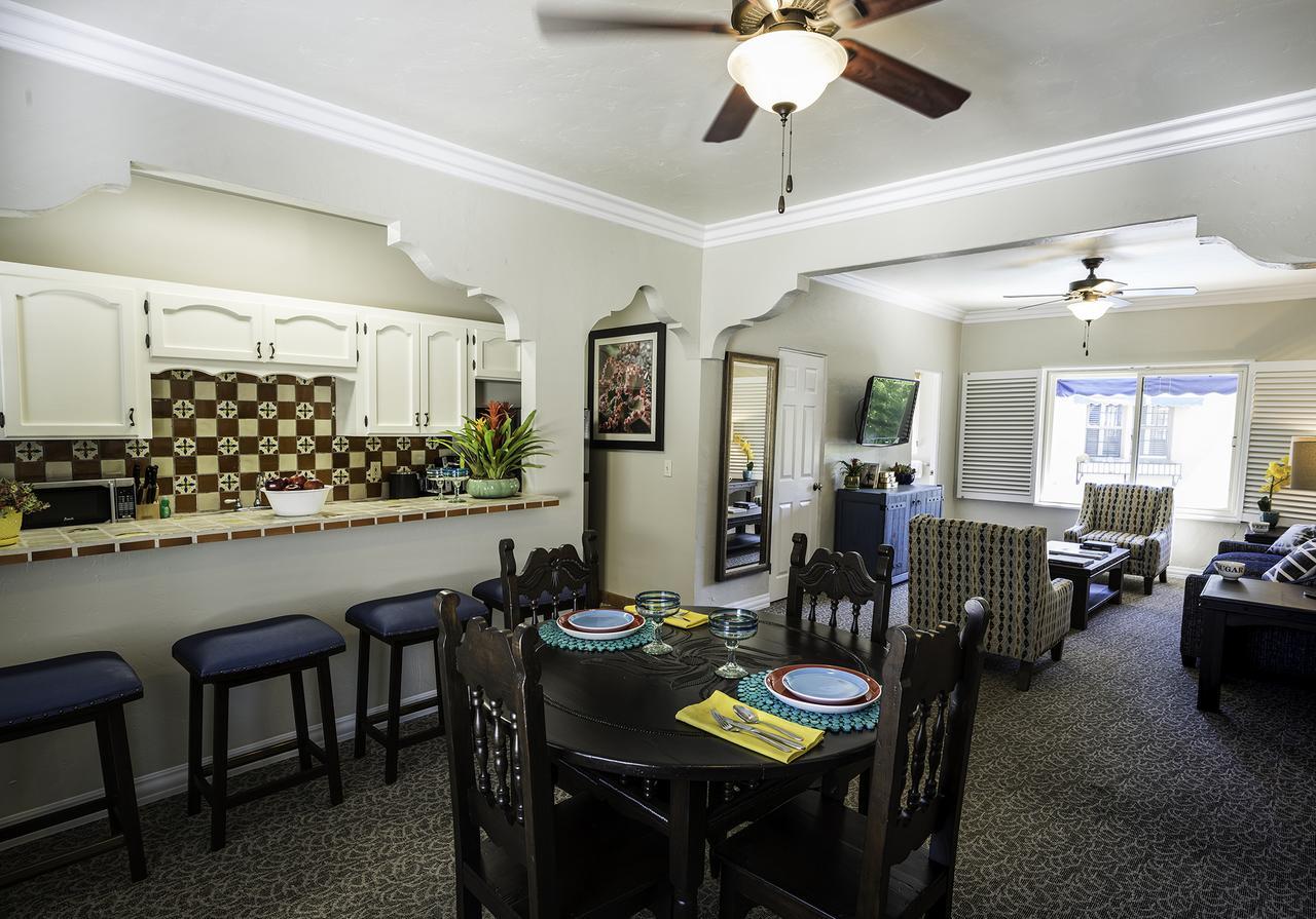 Deluxe Two-Bedroom Suite