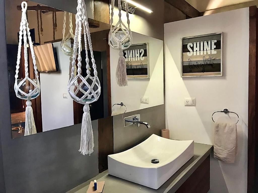 King Room with Spa Bath