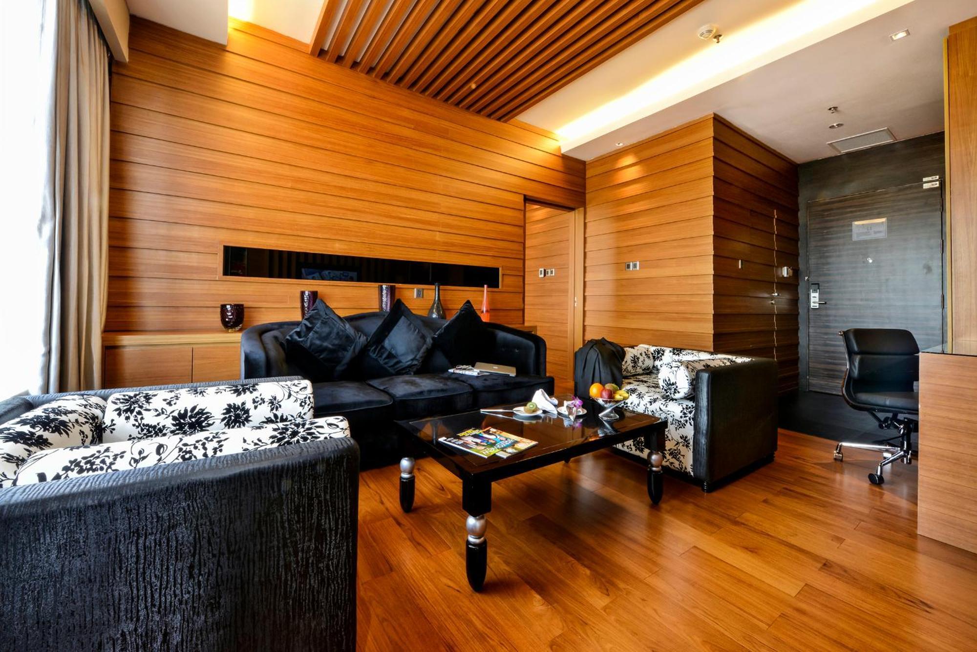 CEO Suite