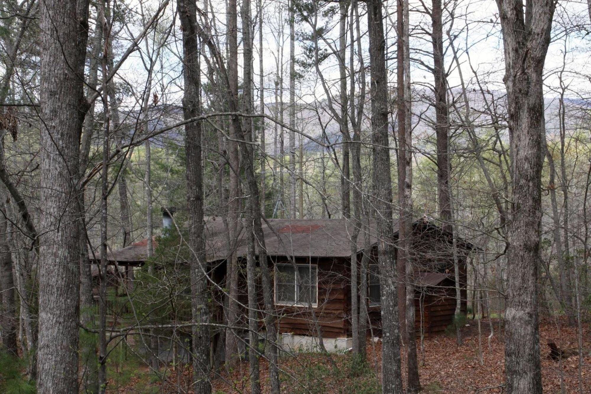 One-Bedroom Bungalow,972236908:JPEG
