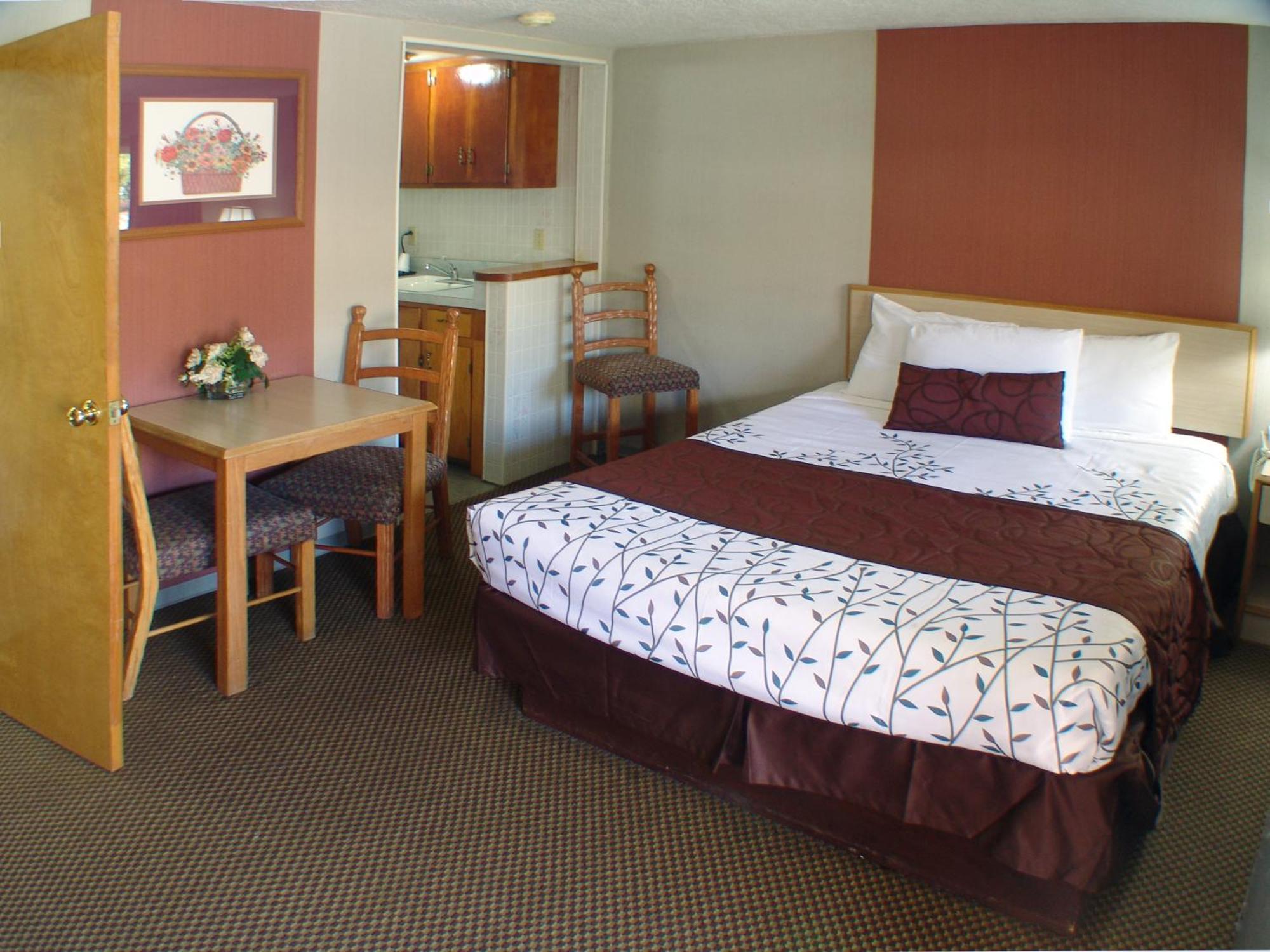 Queen Room