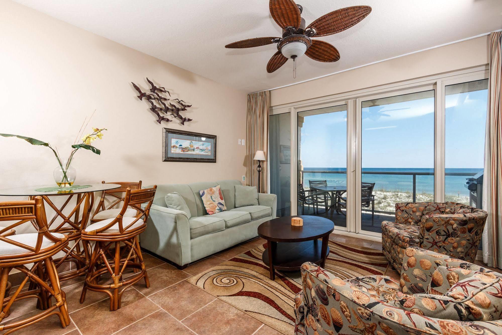 One-Bedroom One Bathroom Apartment - Gulf Front