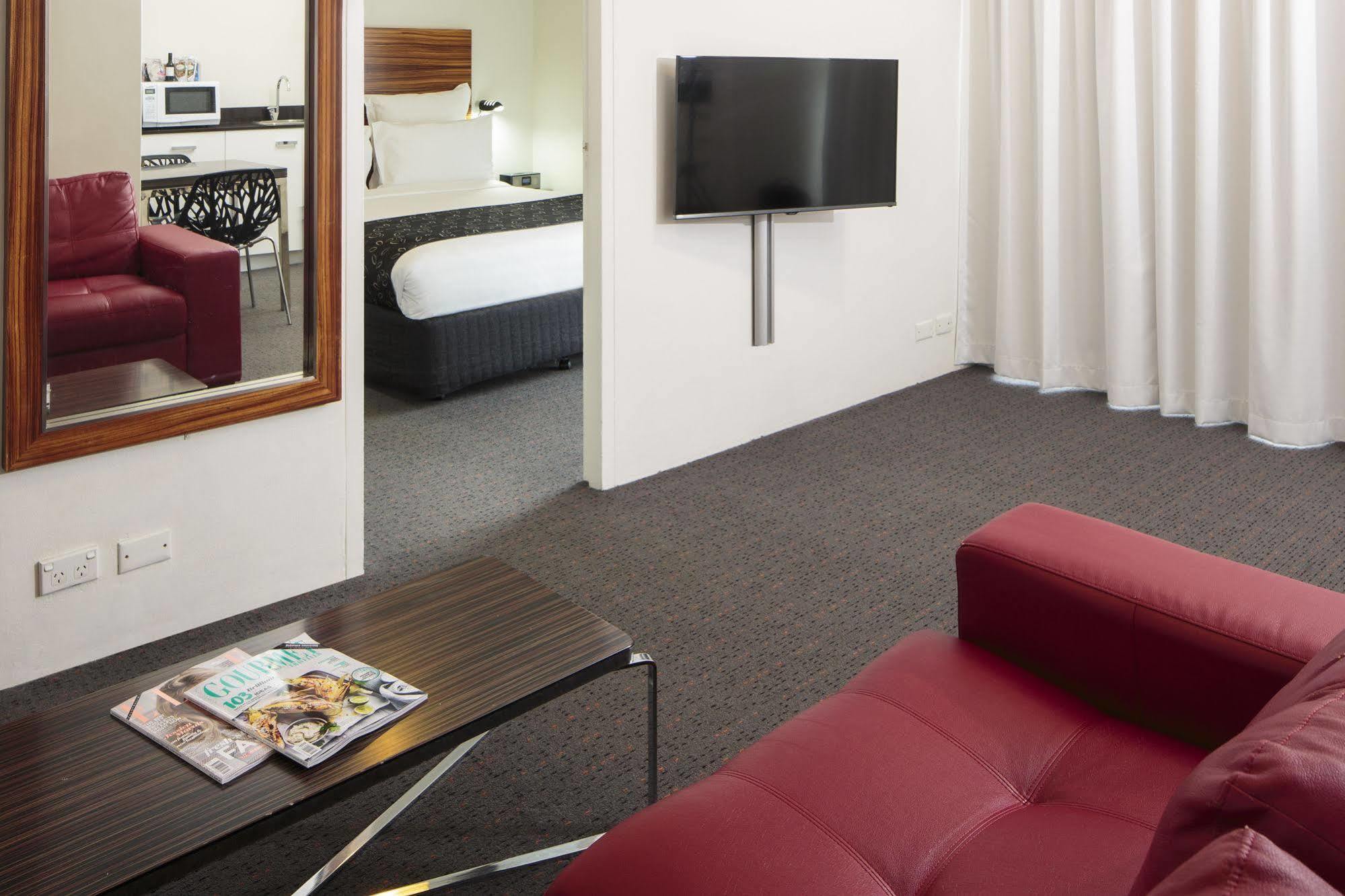Deluxe one-bedroom