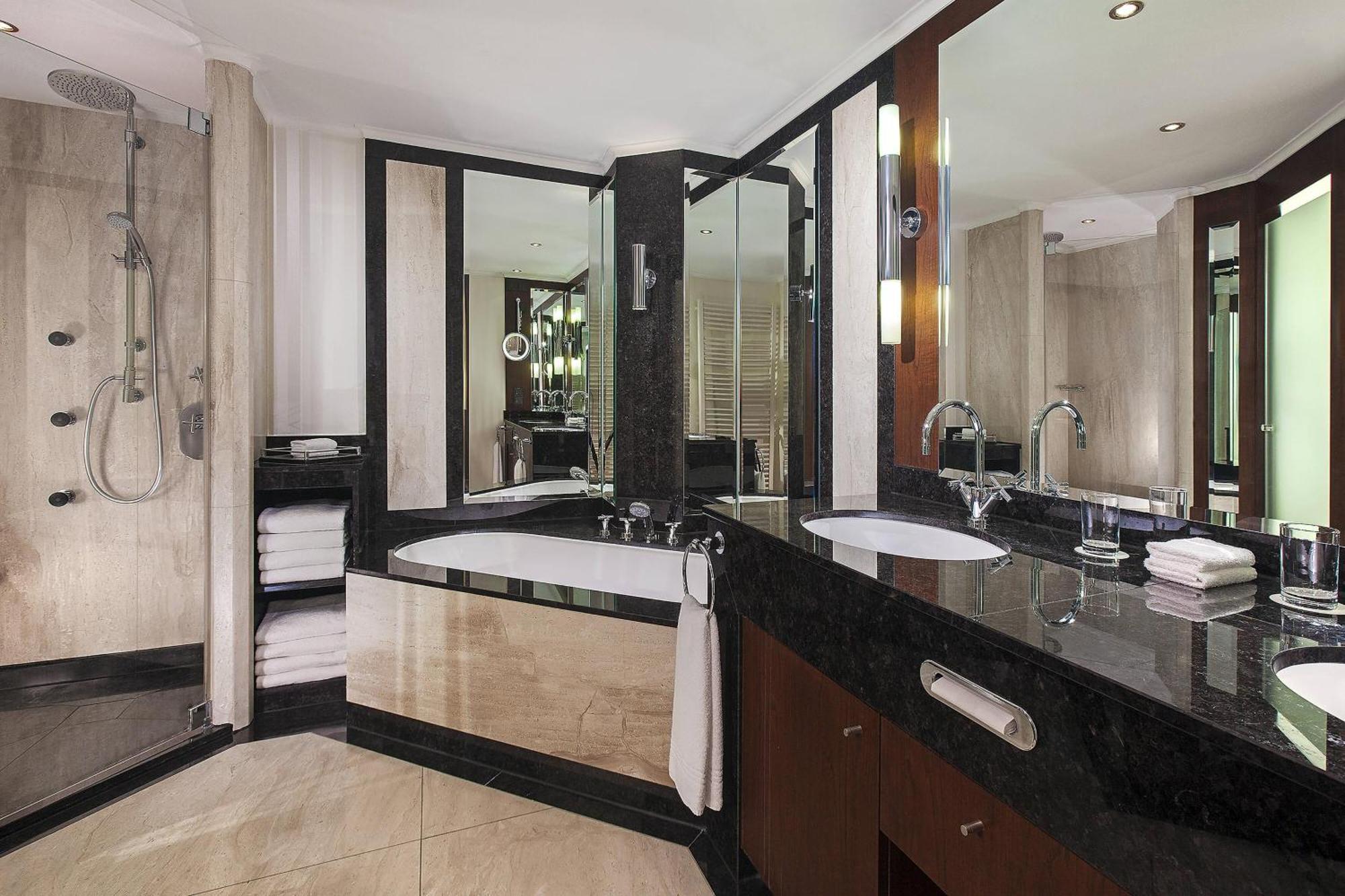 Deluxe Suite, 1 Bedroom Suite, 1 King