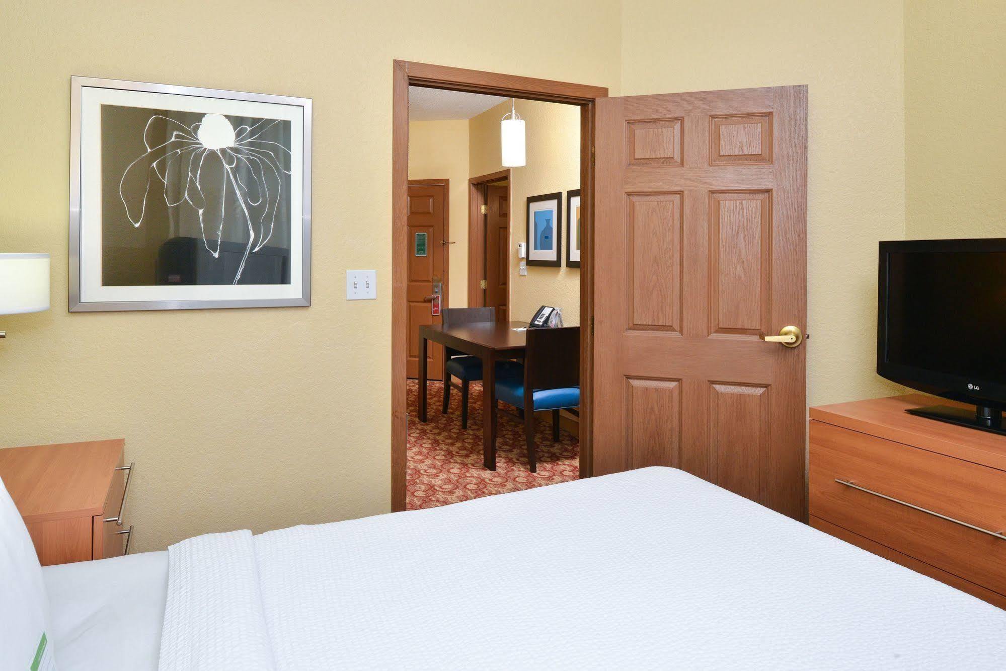 Two-Bedroom Queen Suite with Sofa Bed