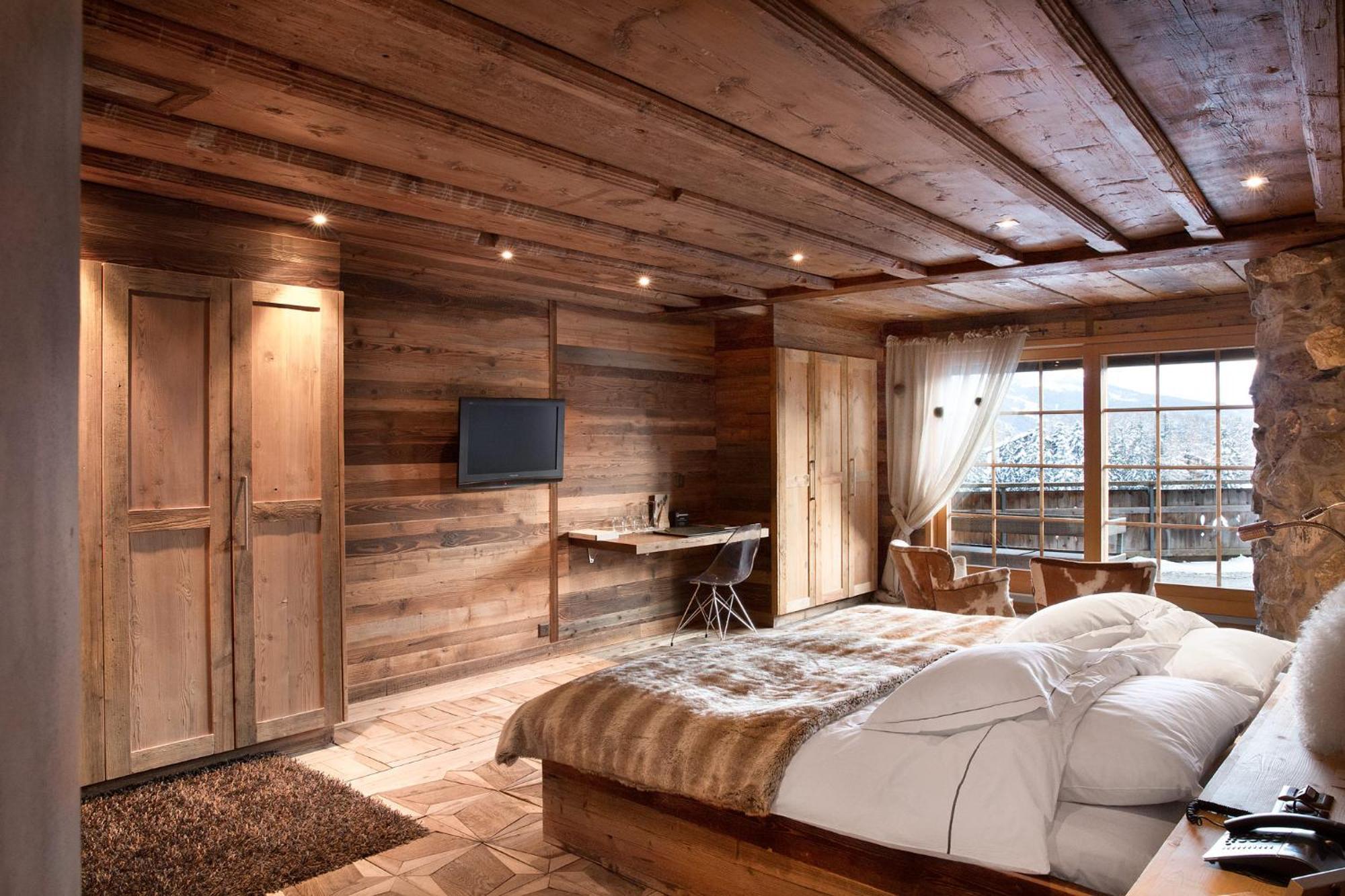 Luxury Suite (6 Adults)