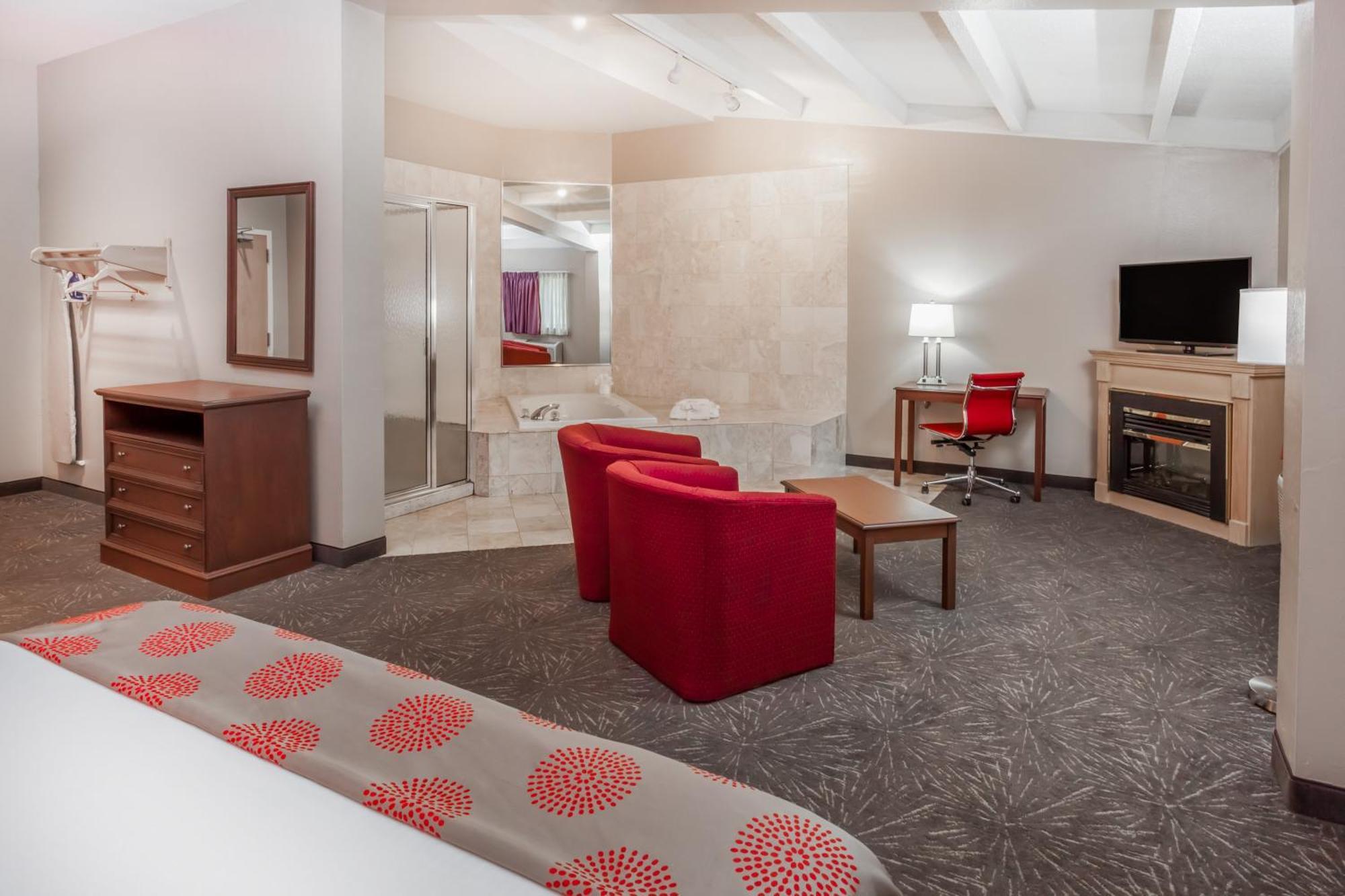 Superior King Studio Suite Non-Smoking