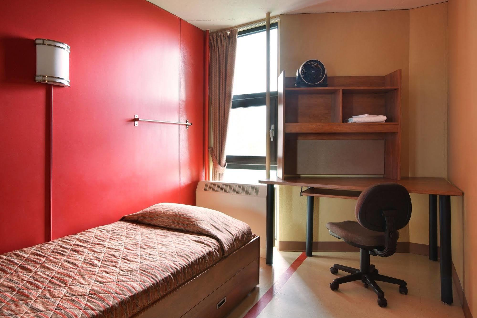 Superior Single Room with Shared Bathroom