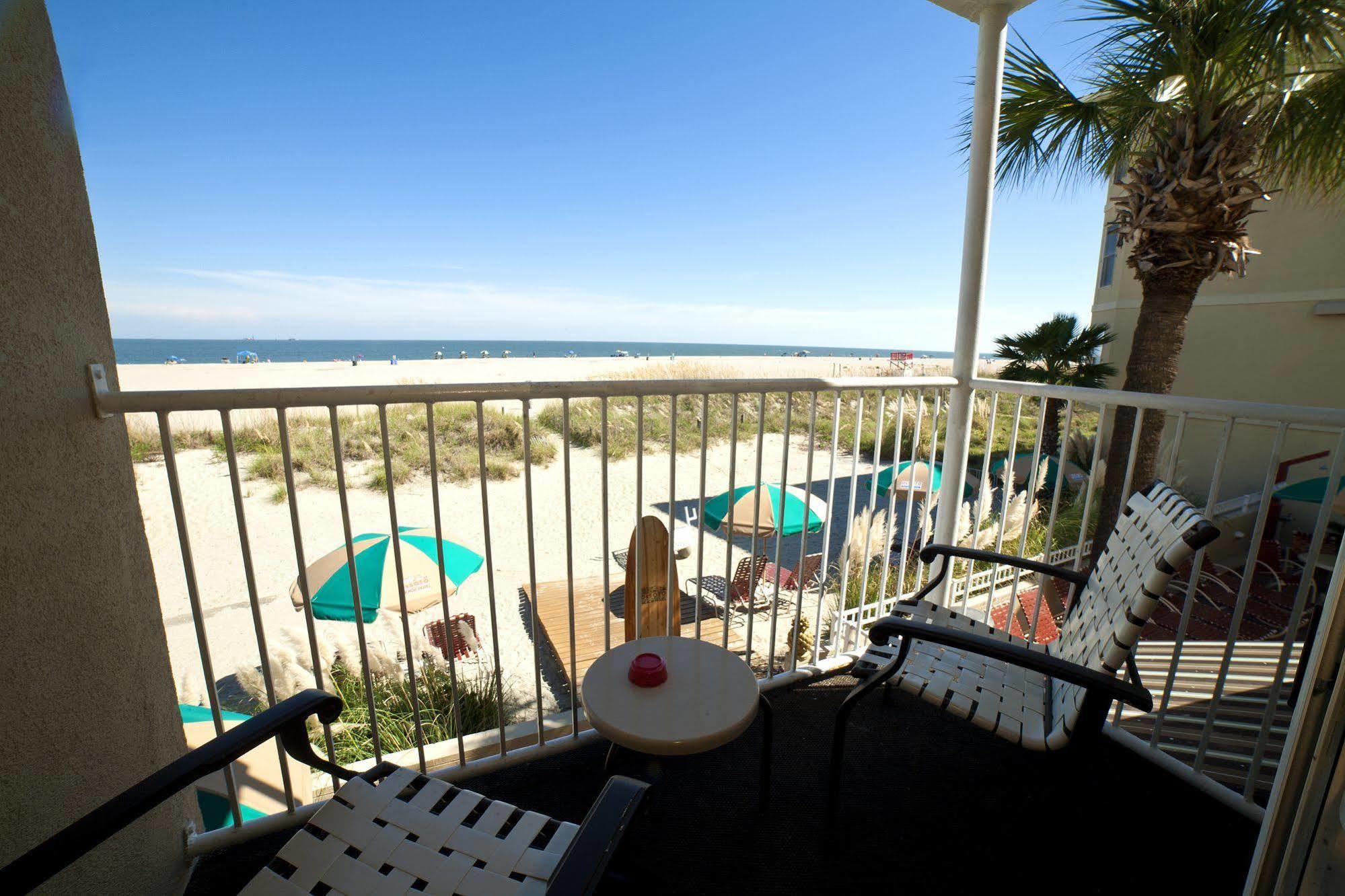 Deluxe King Room with Ocean Front View,805434186:JPEG