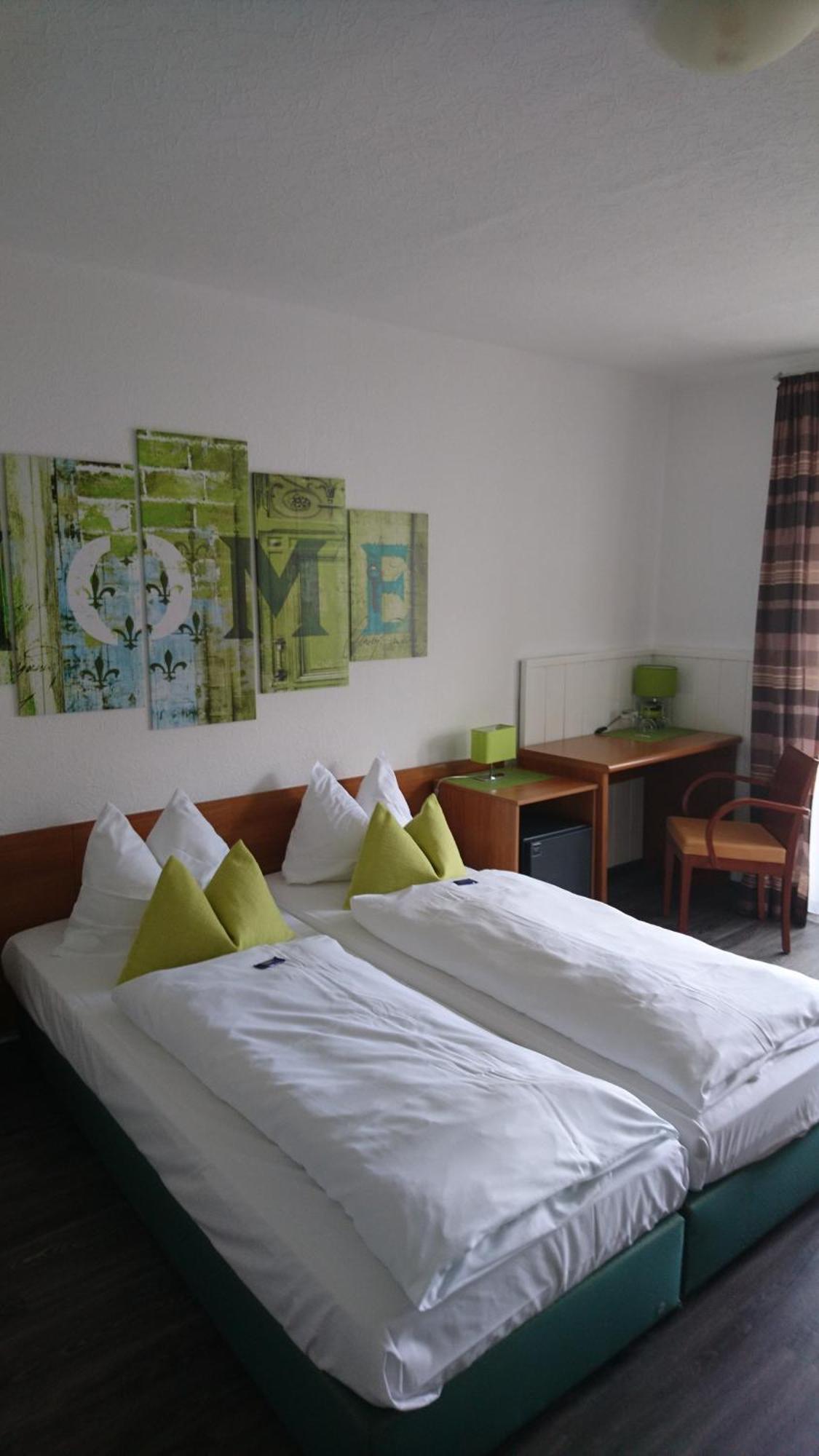 Comfort Triple Room