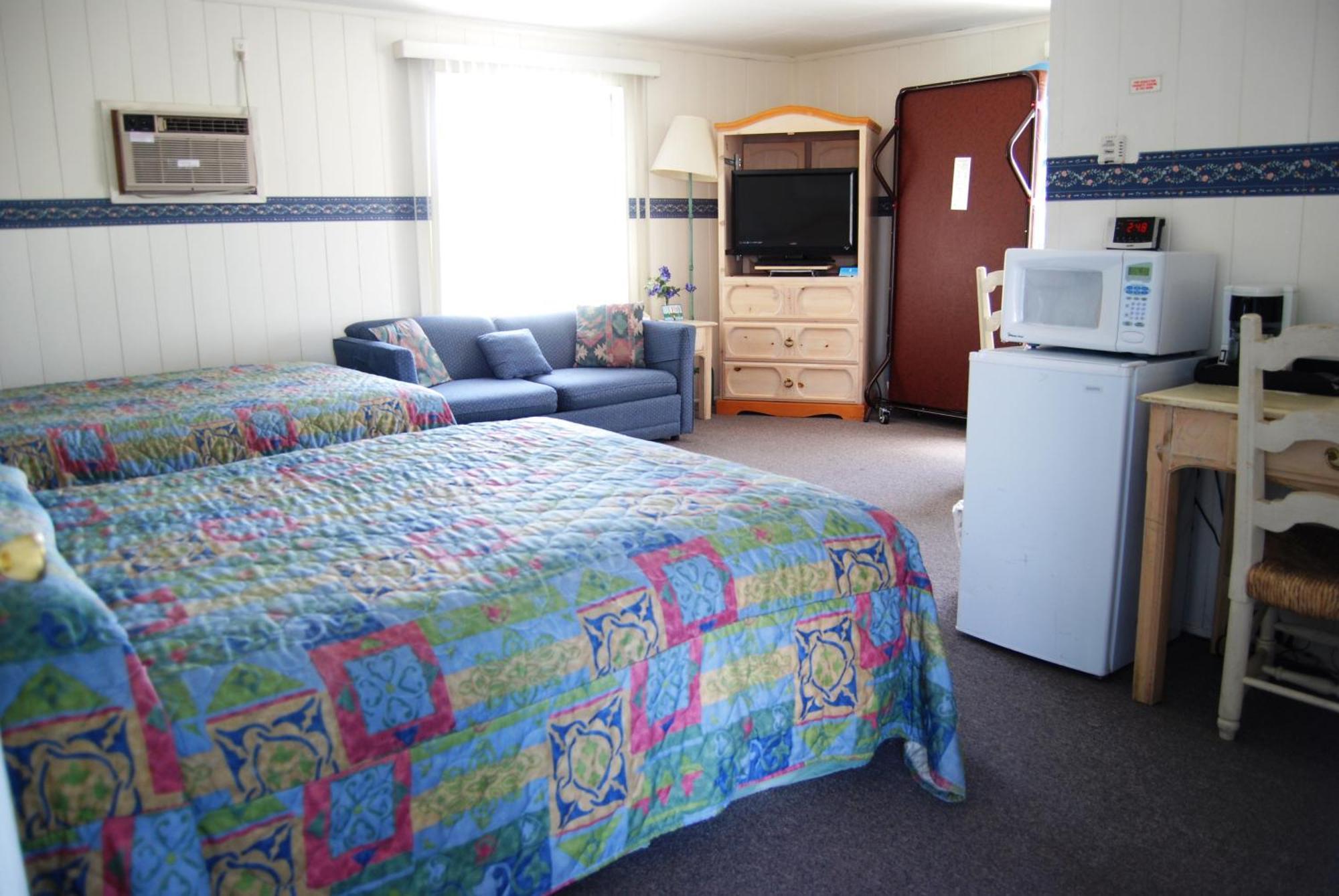 Corner Suite,709772281:JPEG