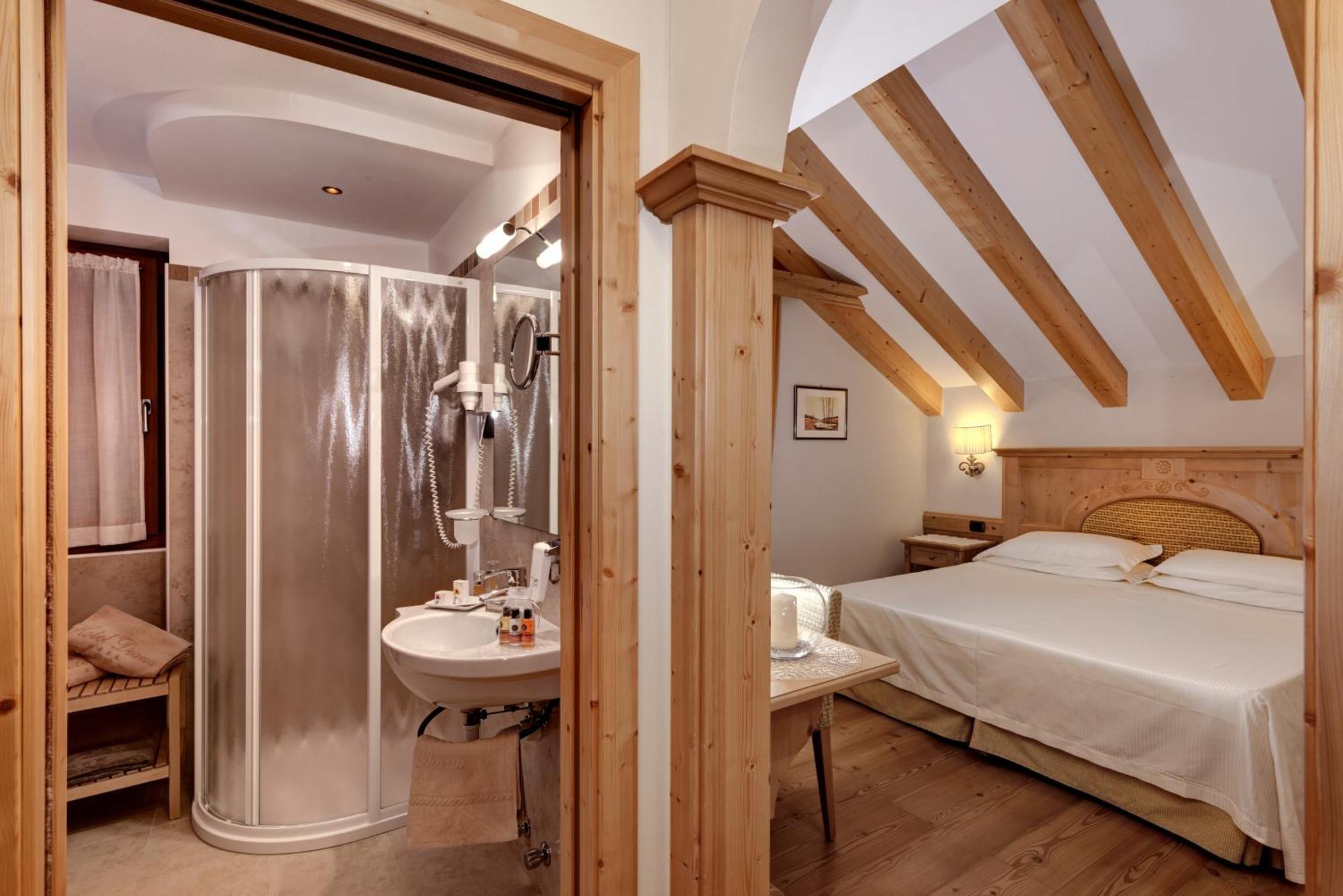 Classic Double or Twin Room,943514614:JPEG