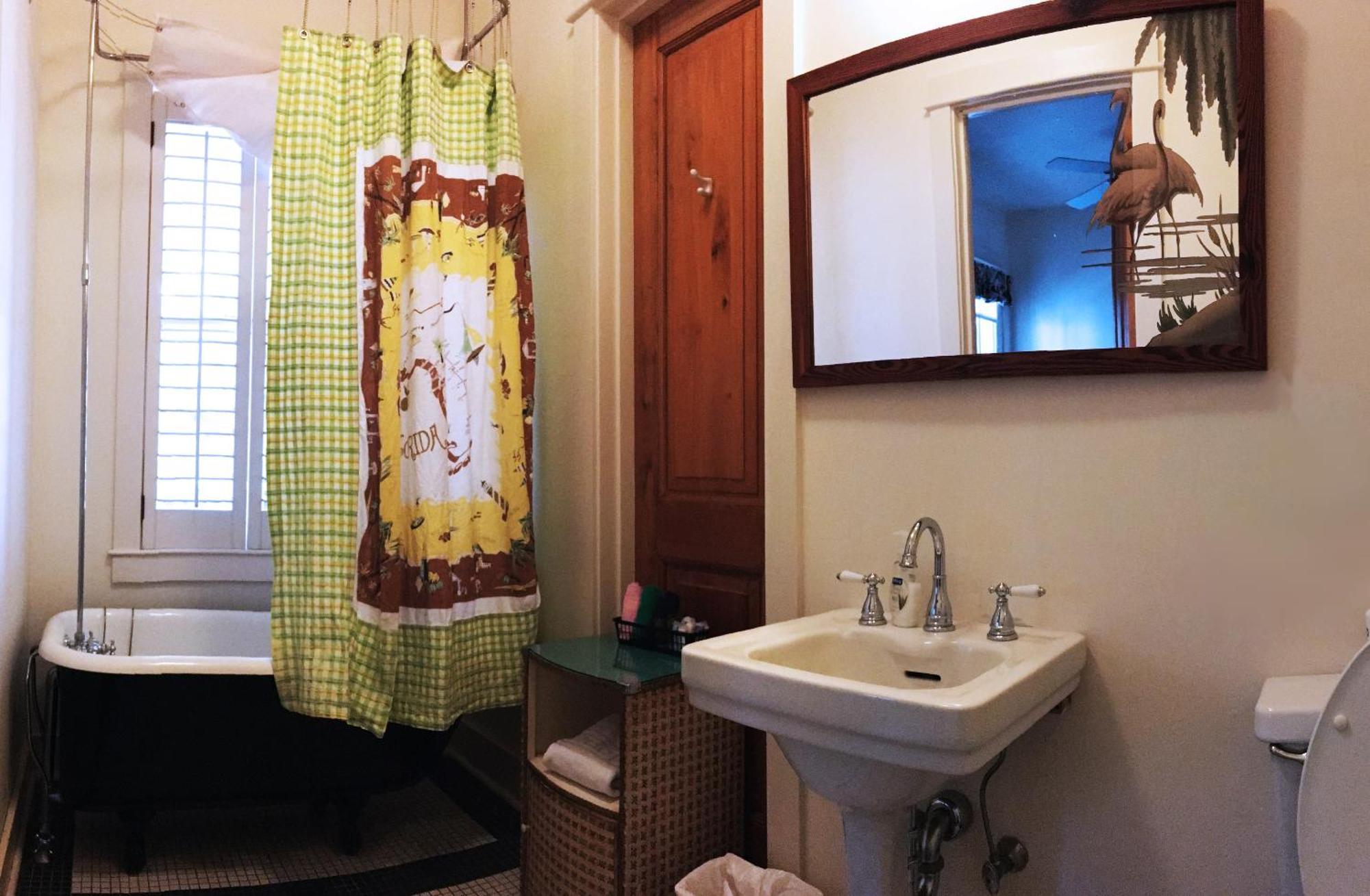 Double Room,910069462:JPEG