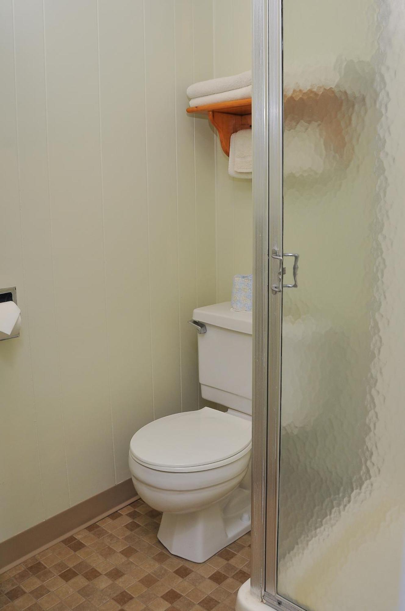 A-Section Suite, King Bed, Second Floor with Balcony, Ocean View,711072202:JPEG