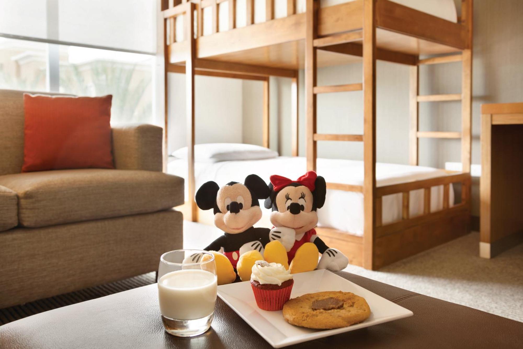 Family King Room with Sofa Bed
