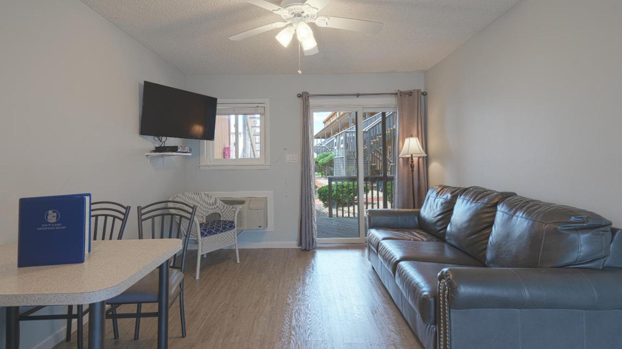 One-Bedroom Apartment,1383098678:JPEG