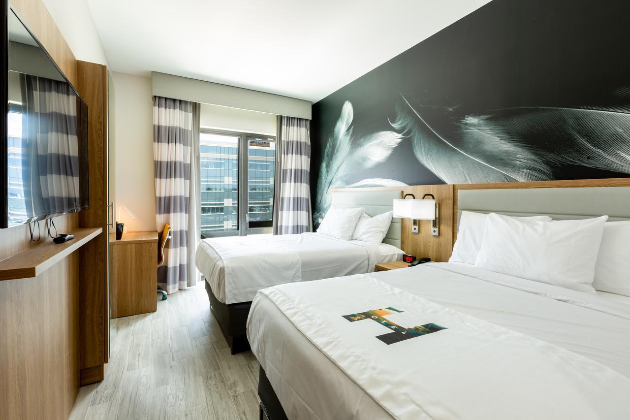 Deluxe Double Room with Two Double Beds - Balcony