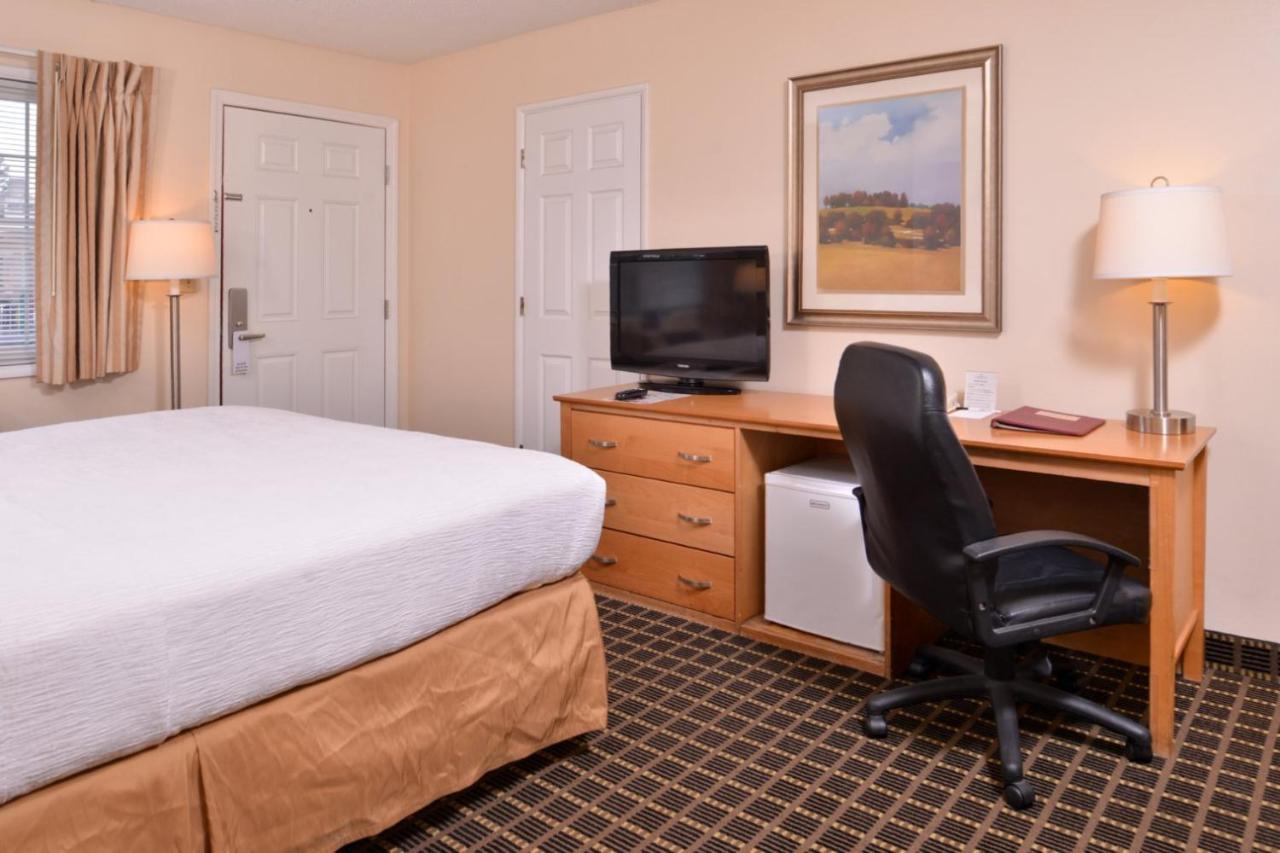 Queen Room,721055929:JPEG