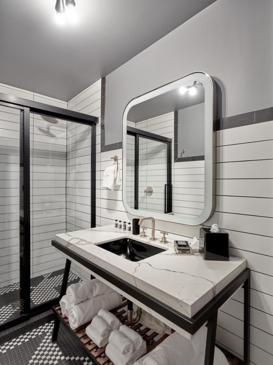 Premium King Room