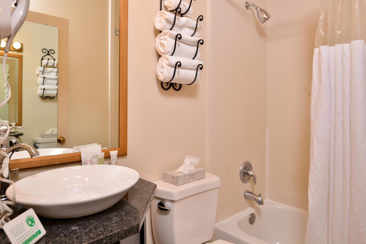 Historic King,744681016:JPEG