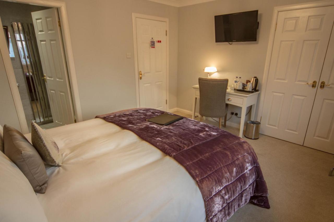Double Room with Shower