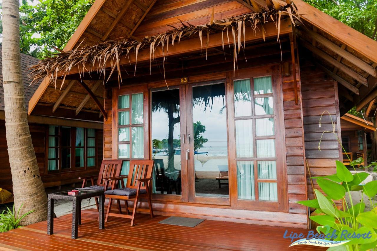 Beachfront Deluxe Plus,752463329:JPEG