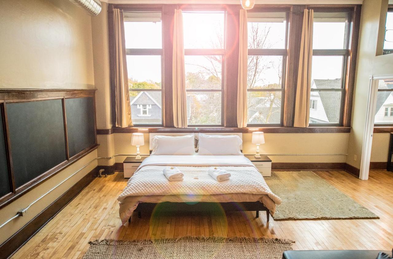 Superior Apartment
