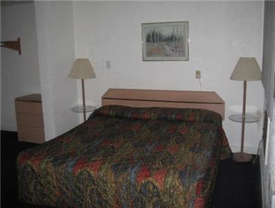 Queen Suite with Two Queen Beds