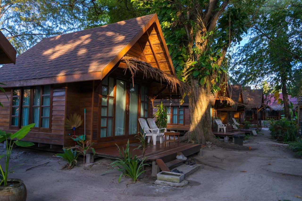 Premium Garden Bungalow