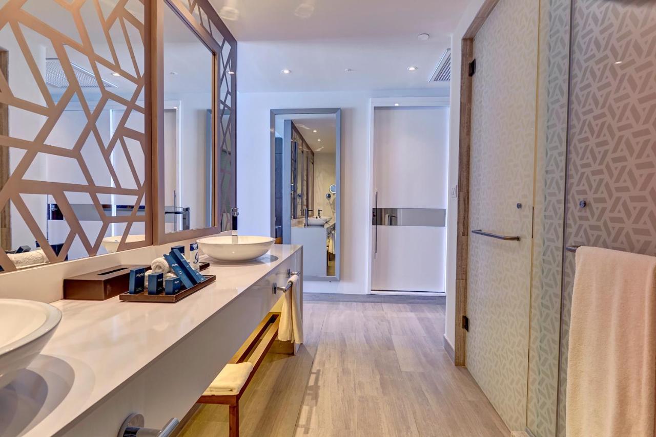 Luxury Suite Sunset View,1278999277:JPEG