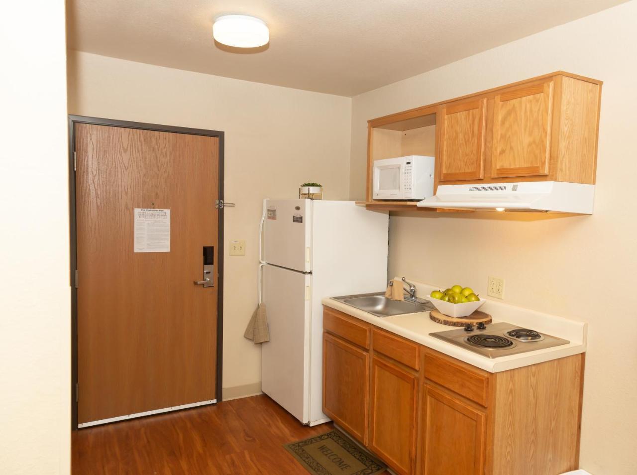 Standard Double Room with Two Double Beds - Non-Smoking