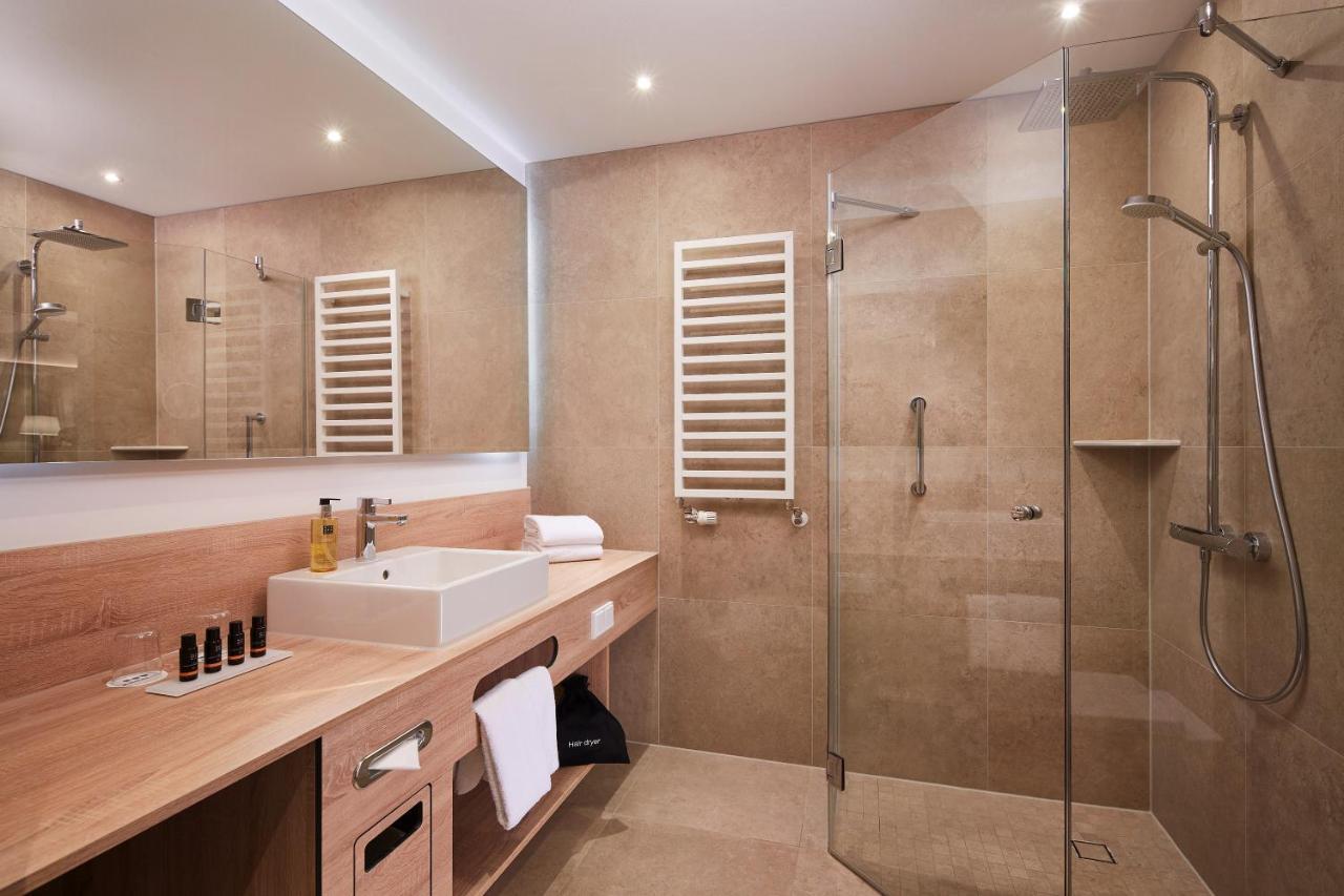 Business Triple Room