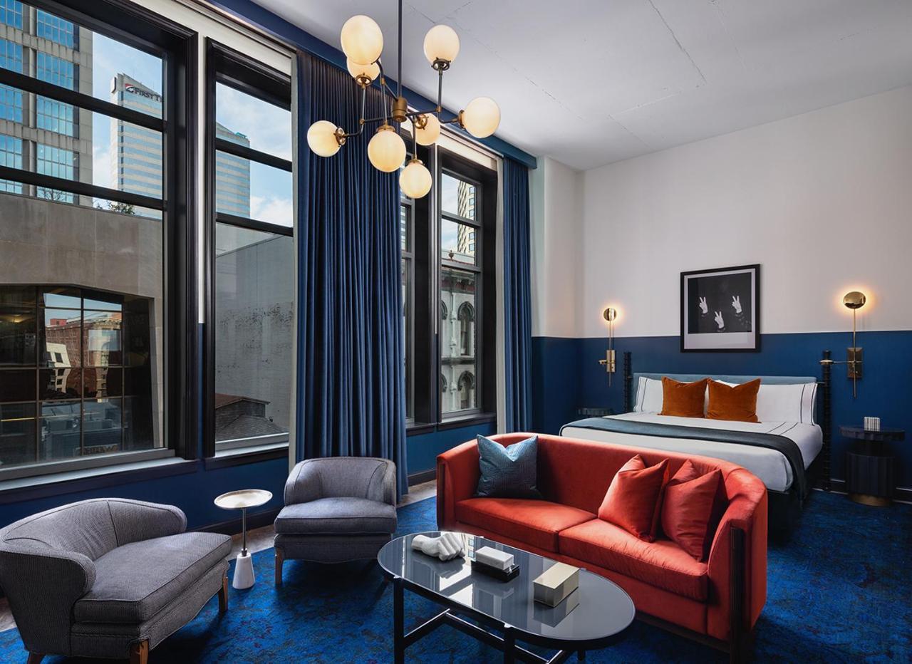 King Studio Suite Platinum,779123538:JPEG