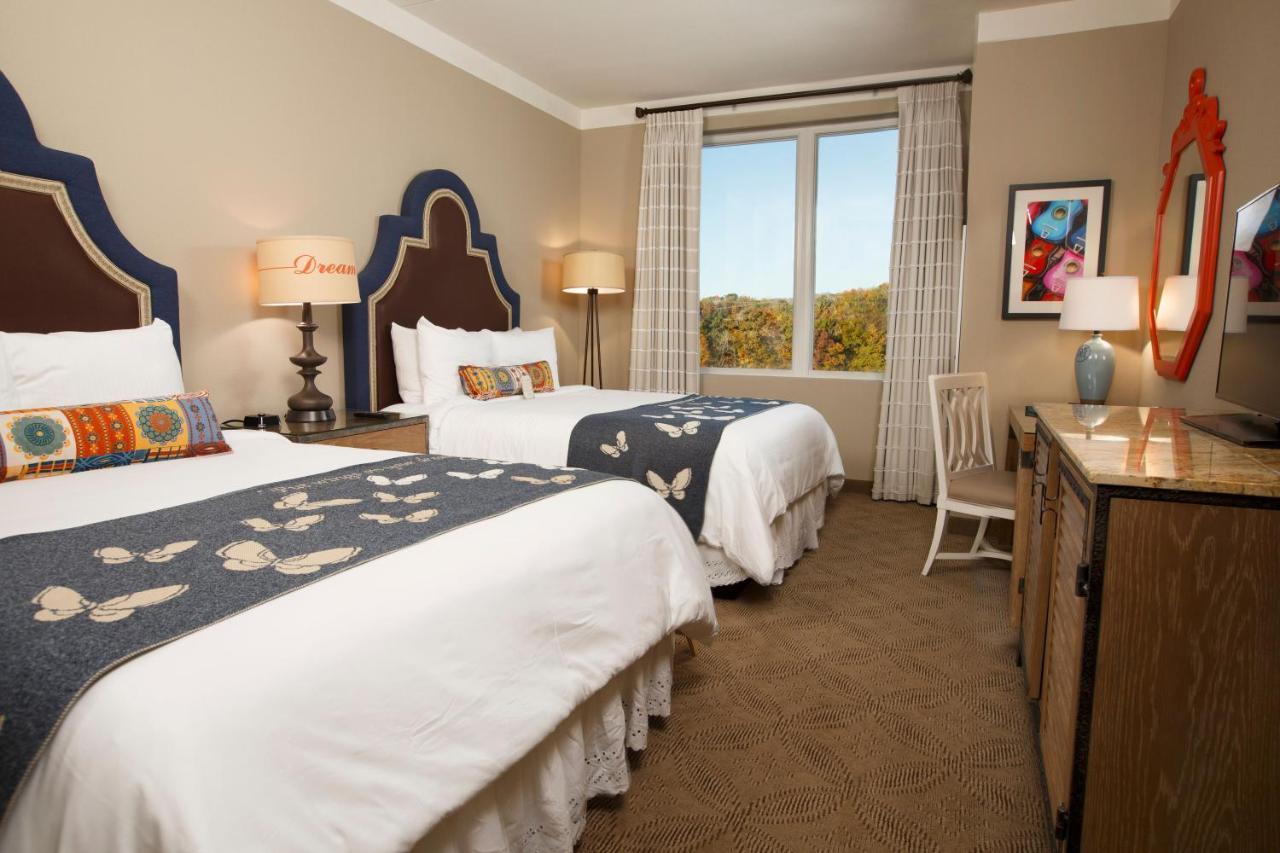 Queen Room with Two Queen Beds