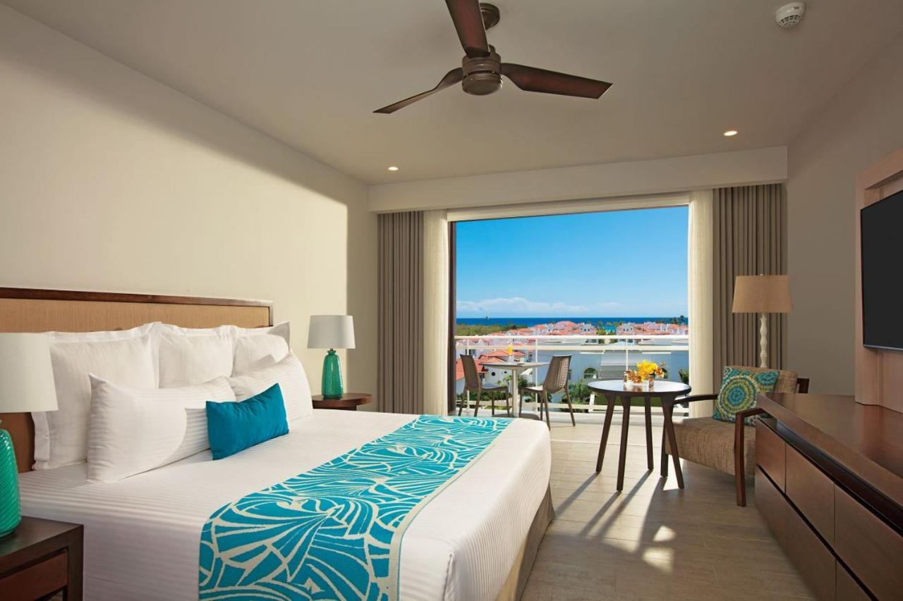 Preferred Club Family Suite Tropical View