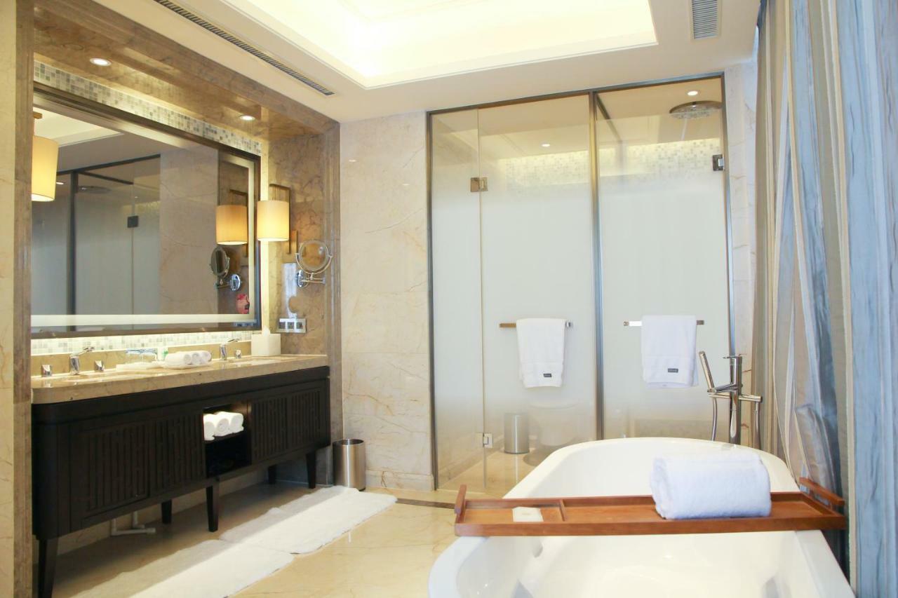 Club lounge access, 2 Bedroom Presidential Suite, Sea view