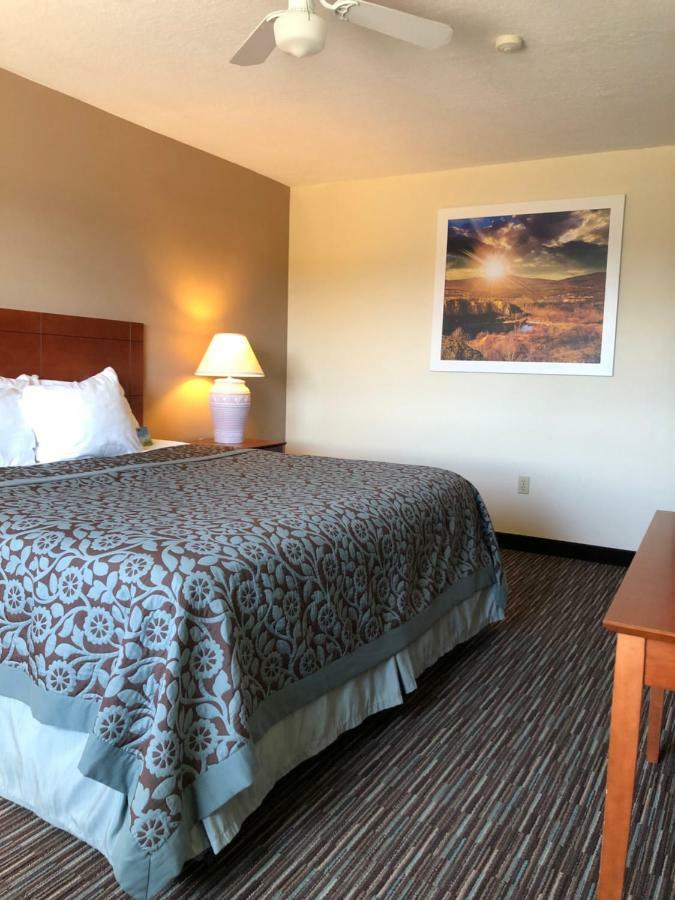 King Room- Non-Smoking