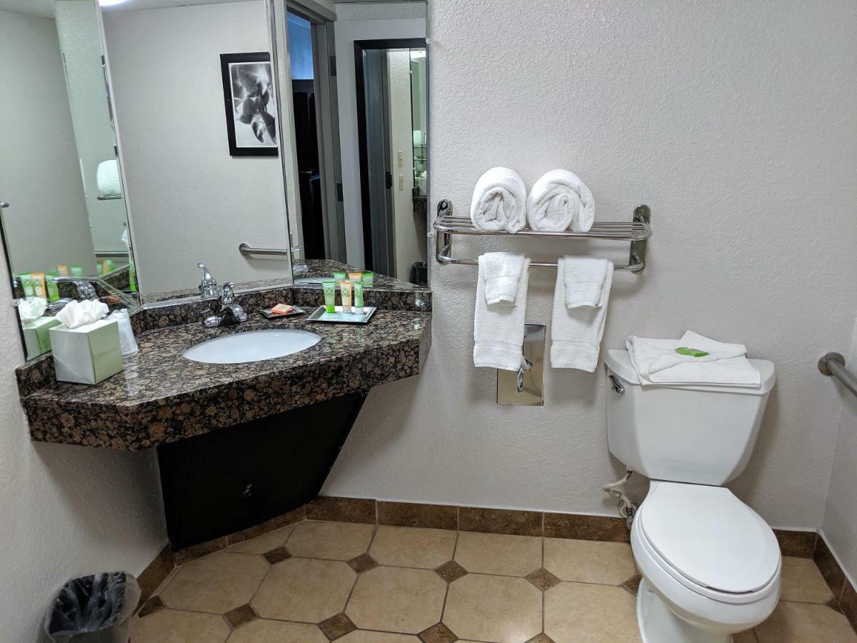 Double Room - Non-Smoking