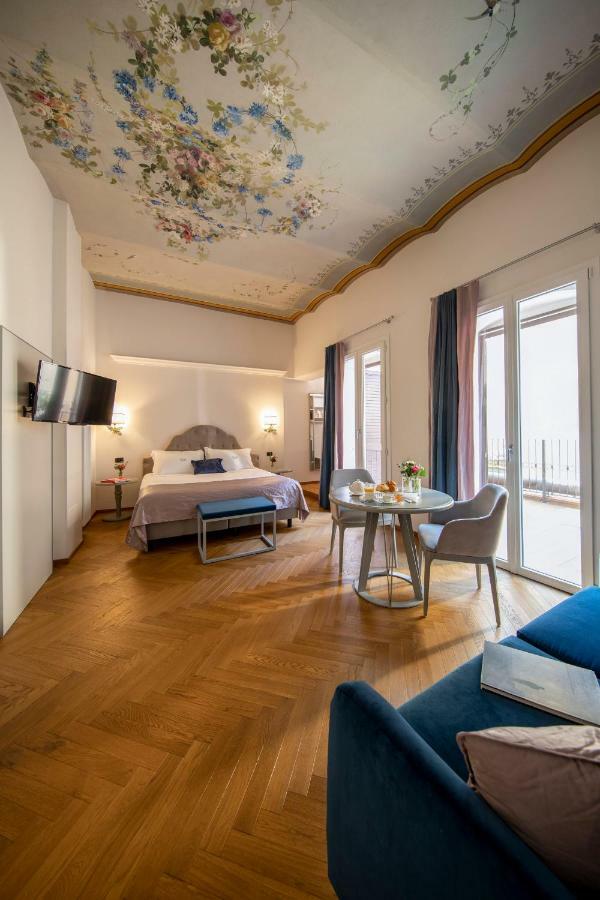 Junior Suite with Garden View