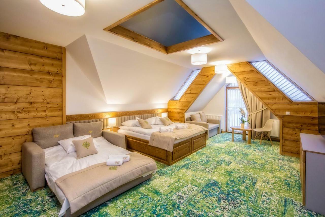 Premium Family Room