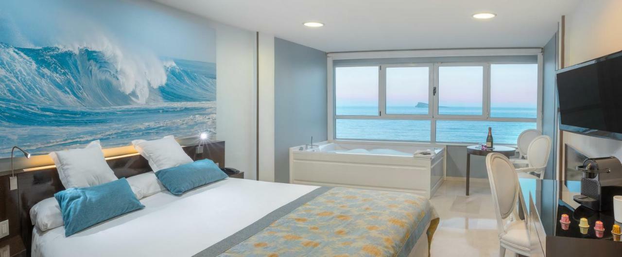 Double or Twin Room with Spa Bath with Sea View (2 Adults)